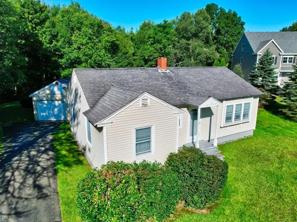 48 Newfields Road, Exeter, NH 03833
