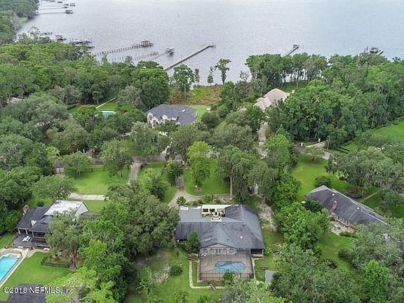 2nd image of 13923 Mandarin Oaks Ln