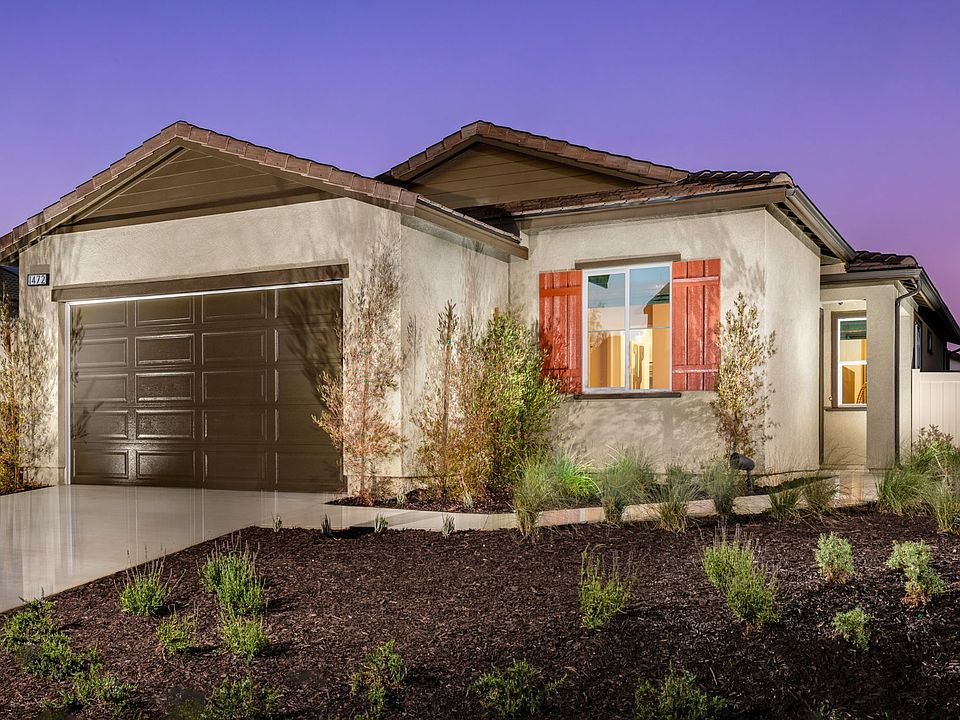 Mariposa - Front Elevation