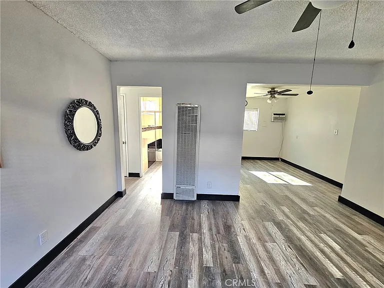 1651 E 42nd St #1 — Photo 4
