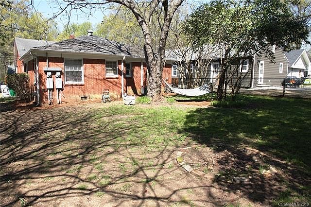 2nd image of 1712 Pecan Ave