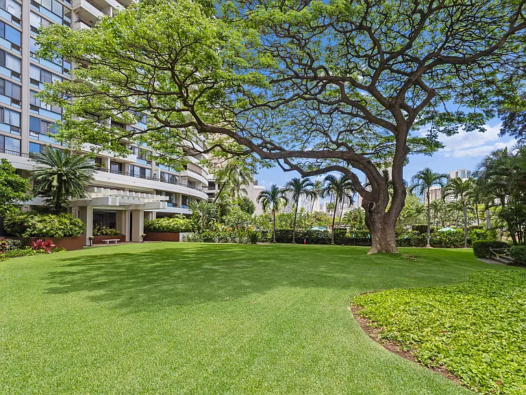 2333 Kapiolani Blvd #1614 — Photo 26