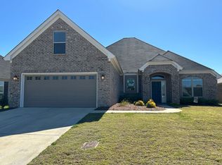 294 Hedgefield Dr, Prattville, AL 36066
