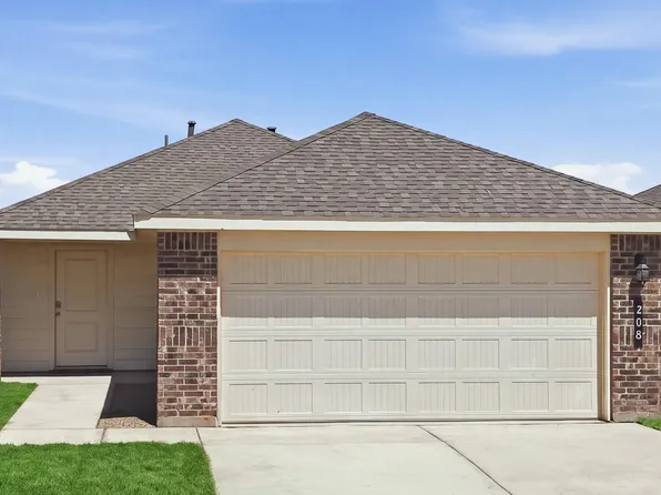 208 16th St, Wolfforth, TX 79382