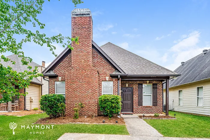 1104 Washington Dr