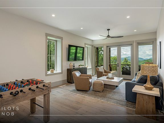 5th image of 1106 Bridgestone Drive