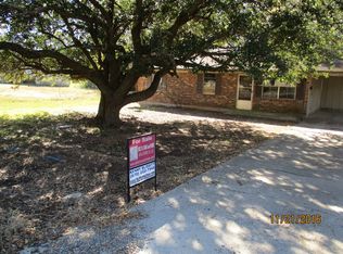 407 N 5th St, Mc Gehee, AR 71654