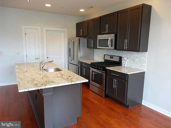 2nd image of 4412 Driftwood Dr #85