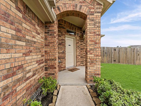 4th image of 2702 Meadow View Ln