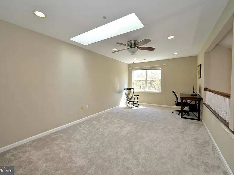 112 Kendrick Pl #34 — Photo 47