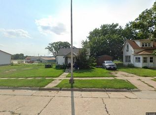 108 N Elm St, Plainview, NE 68769