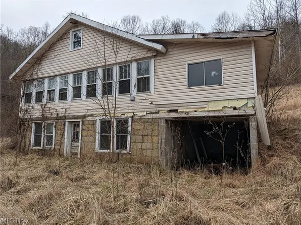 2798 Russett Rd, Grantsville, WV 26147