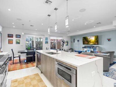 411 Jefferson St, Hoboken, NJ, 07030
