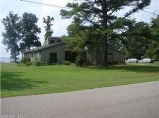 1933 Clifton Rd, Virginia Beach, VA 23457