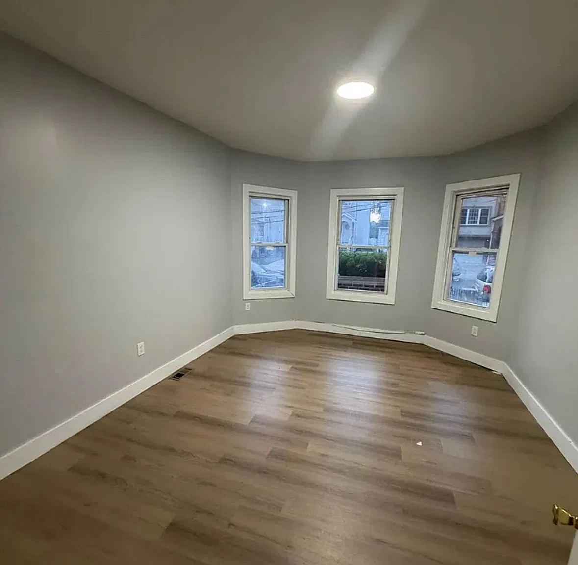 3 bed, $2,250 — Photo 4
