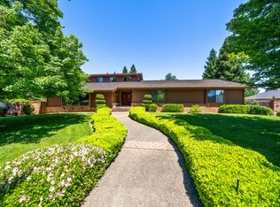 2552 Templeton Dr, Redding, CA 96002