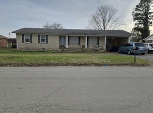 1011 Sam Davis Rd, Dyersburg, TN 38024