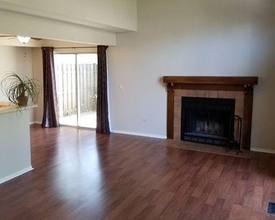 5th image of 1141 N Knollwood Dr