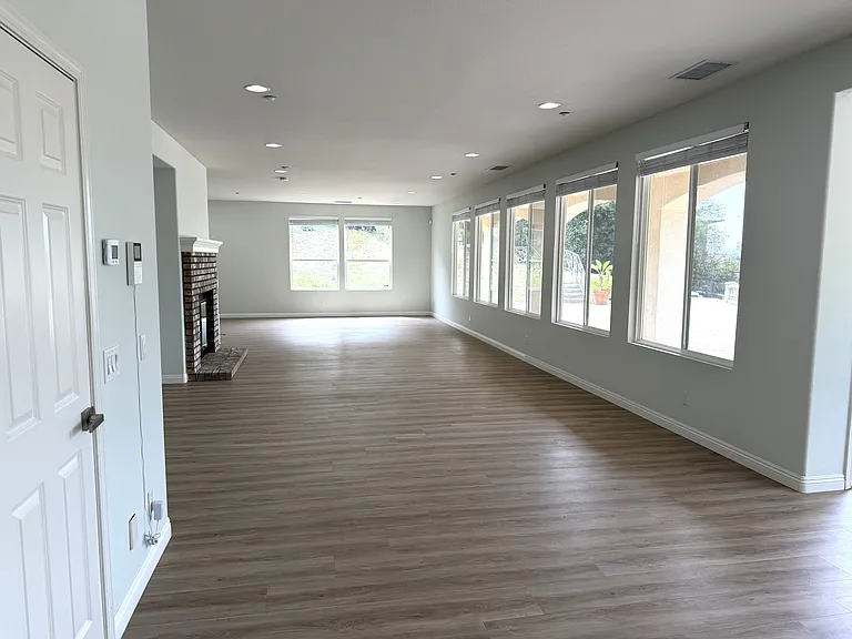 7535 Misty View Pl — Photo 28