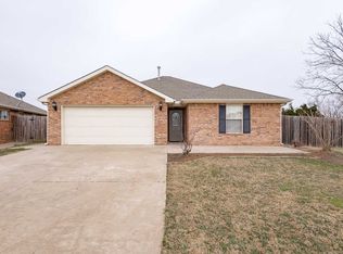 824 E Macy Ln, Stillwater, OK 74075