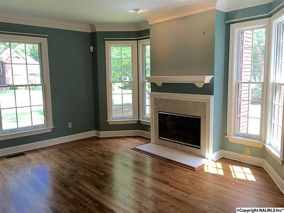 3rd image of 4902 Saratoga Cir SE