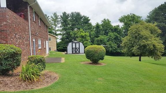3rd image of 209 Haynes Dr