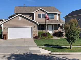 5800 Cavvy Rd, Lincoln, NE 68516