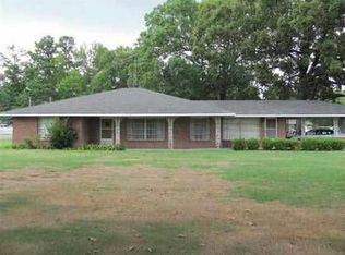 3800 Oakwood Rd, Pine Bluff, AR 71603