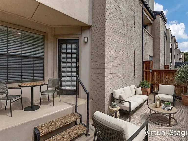 3901 Travis St #102 — Photo 10