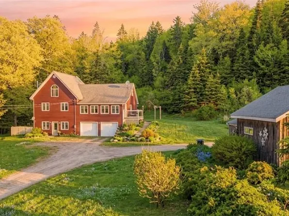 534 Kenneth Rd, Aberdeen, NB E7L 1V3