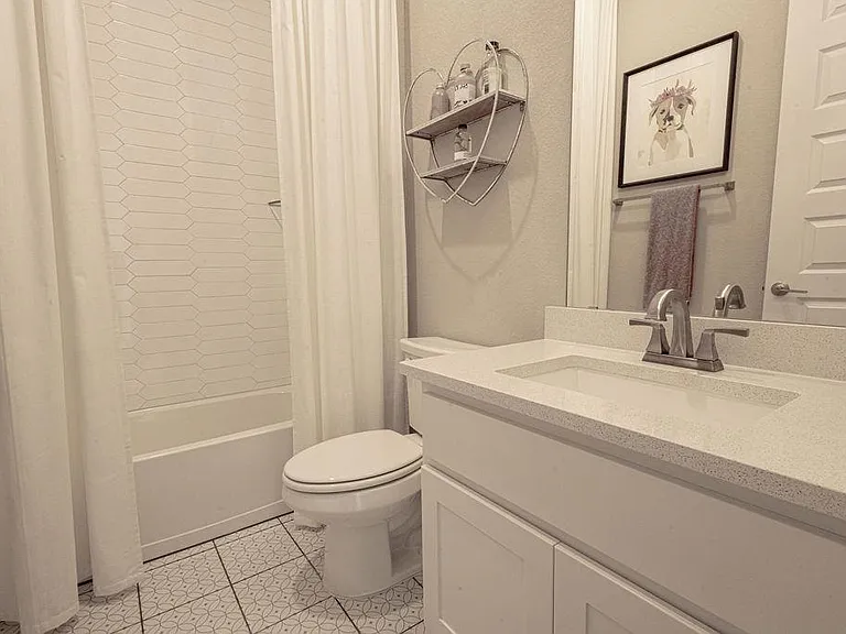 217 Northcrest Dr — Photo 12