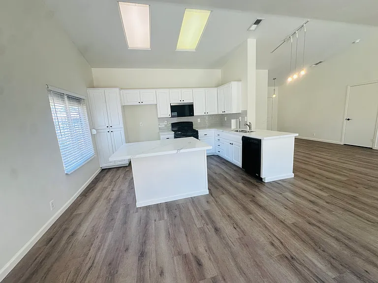 78780 Birchcrest Cir — Photo 7