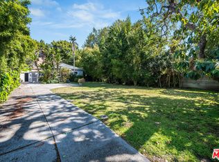 1240 Greenacre Ave, West Hollywood, CA 90046