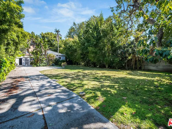 1240 Greenacre Ave, West Hollywood, CA 90046