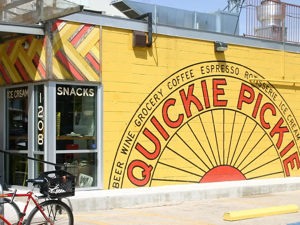 With an 84 Walk Score, you'll enjoy walking to great local spots like Quickie Pickie, featuring 27 taps, a full kitchen, and convenient items