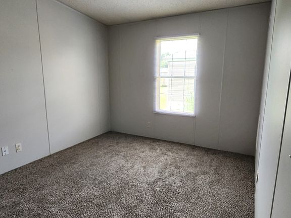 3rd image of 89 Deerfield Pines Dr