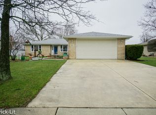 1017 Somerset Acres, New Lenox, IL 60451