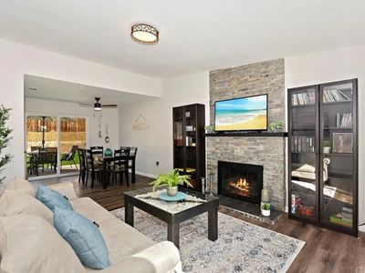 908 Joni Ln, Redlands, CA, 92374