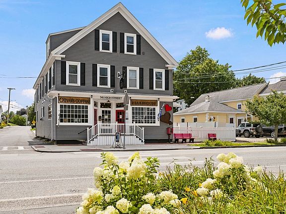 2nd image of 341 High St #3