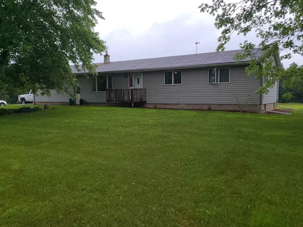 E3641 Boelter Rd, Iola, WI 54945