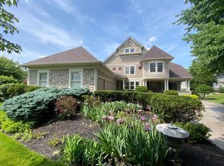 7298 Clubhouse Ct, West Chester, OH 45069