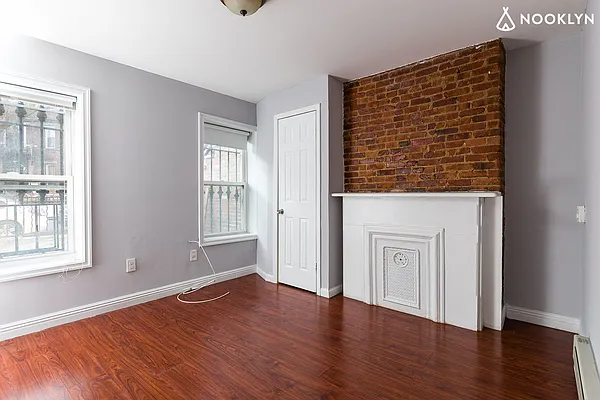 Rented by Nooklyn NYC LLC | media 31