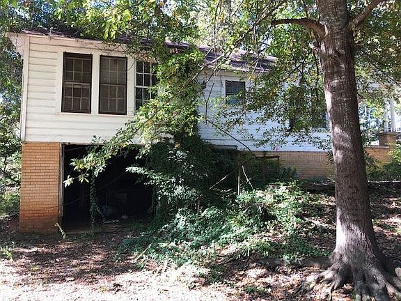 5th image of 119 W Groves St