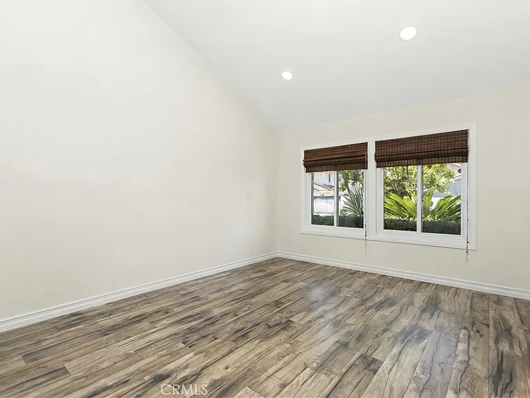 6 Caymas Ct — Photo 3