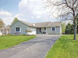 1616 Cedar Creek Dr, Zeeland, MI 49464