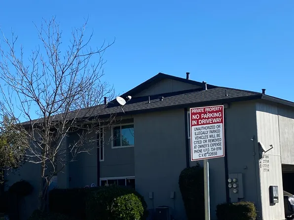 2710 S Sallee Ct, Visalia, CA 93277
