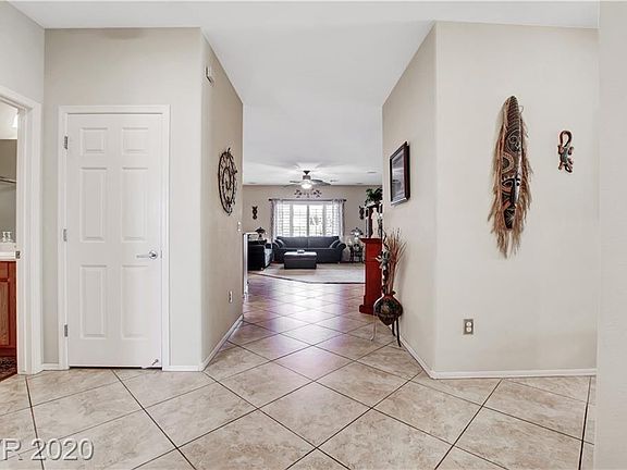 4th image of 2236 Laurel Heights Ln