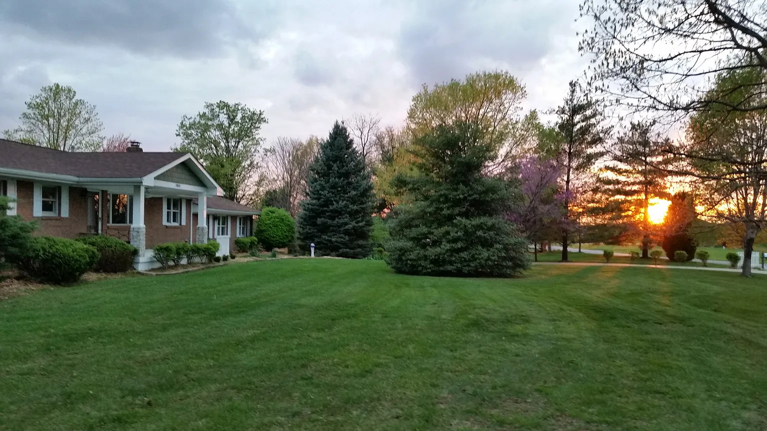 7813 Corydon Ridge Rd NE photo 1