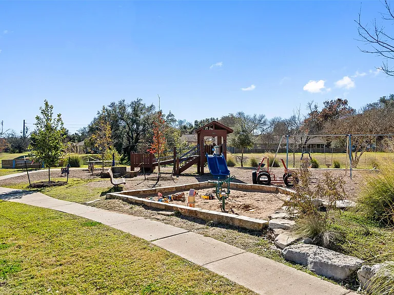 6906 One Oak Rd — Photo 37