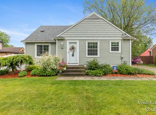 3674 Barker St, Hudsonville, MI 49426